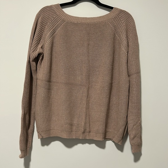 Lulus open back dusty rose sweater - Picture 3 of 4